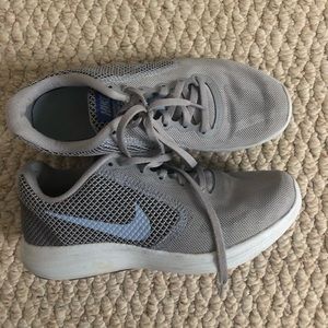 NIKE revolution 3 running shoes